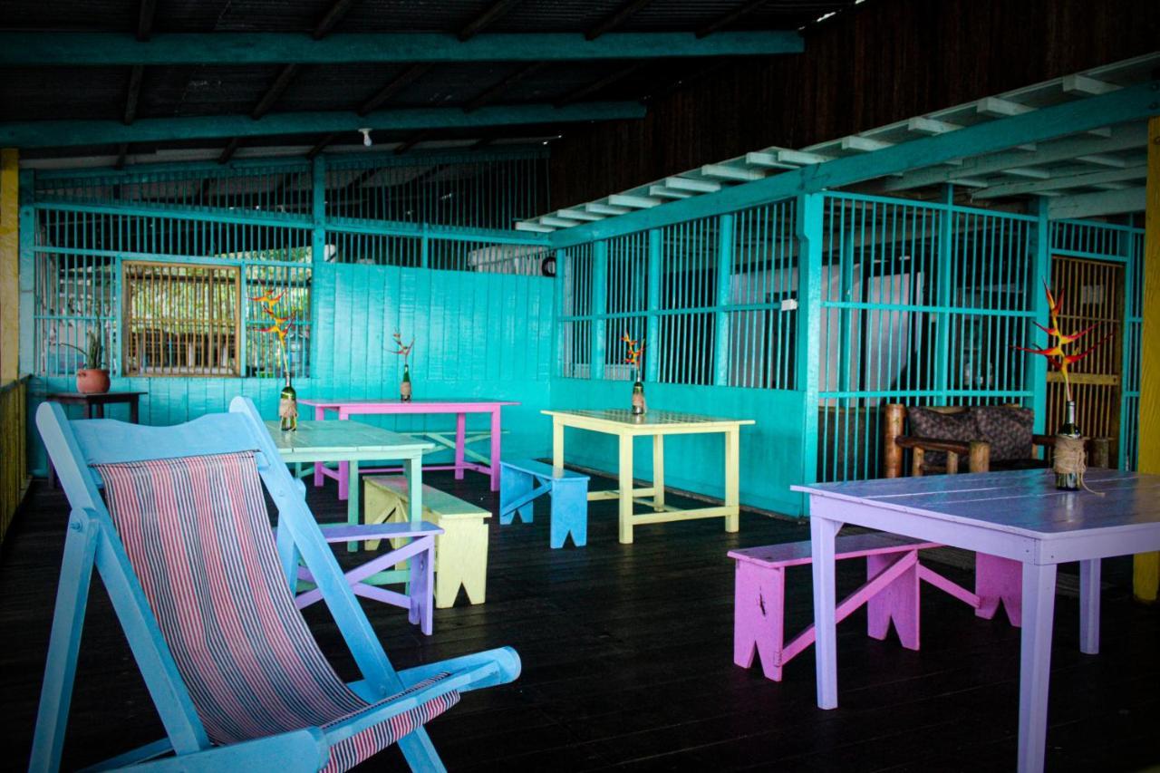Refugio Mr Jerry Eco Hostal Bahia Solano Exterior foto