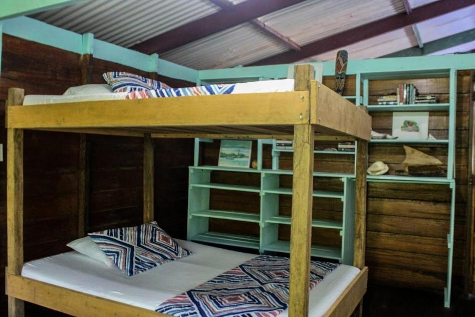 Refugio Mr Jerry Eco Hostal Bahia Solano Exterior foto