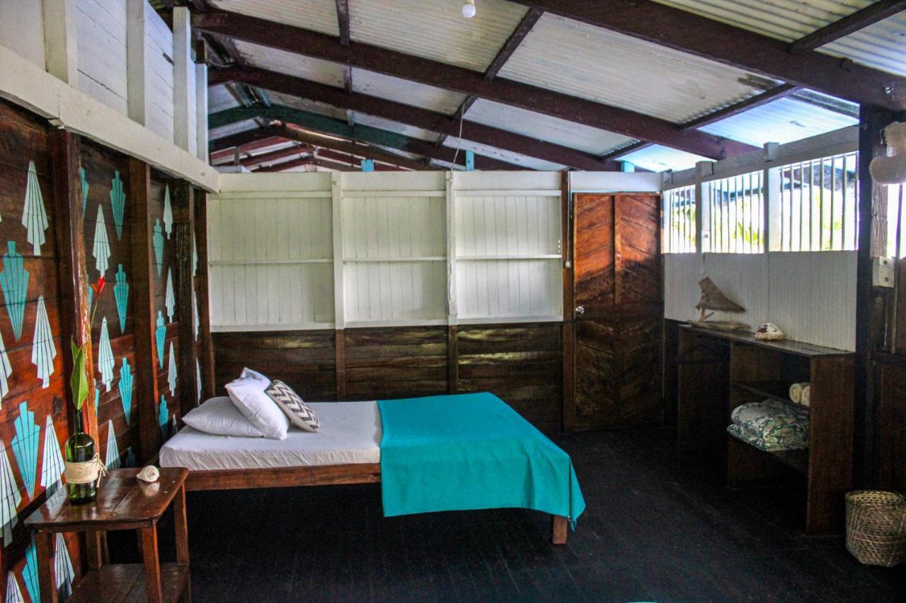 Refugio Mr Jerry Eco Hostal Bahia Solano Exterior foto
