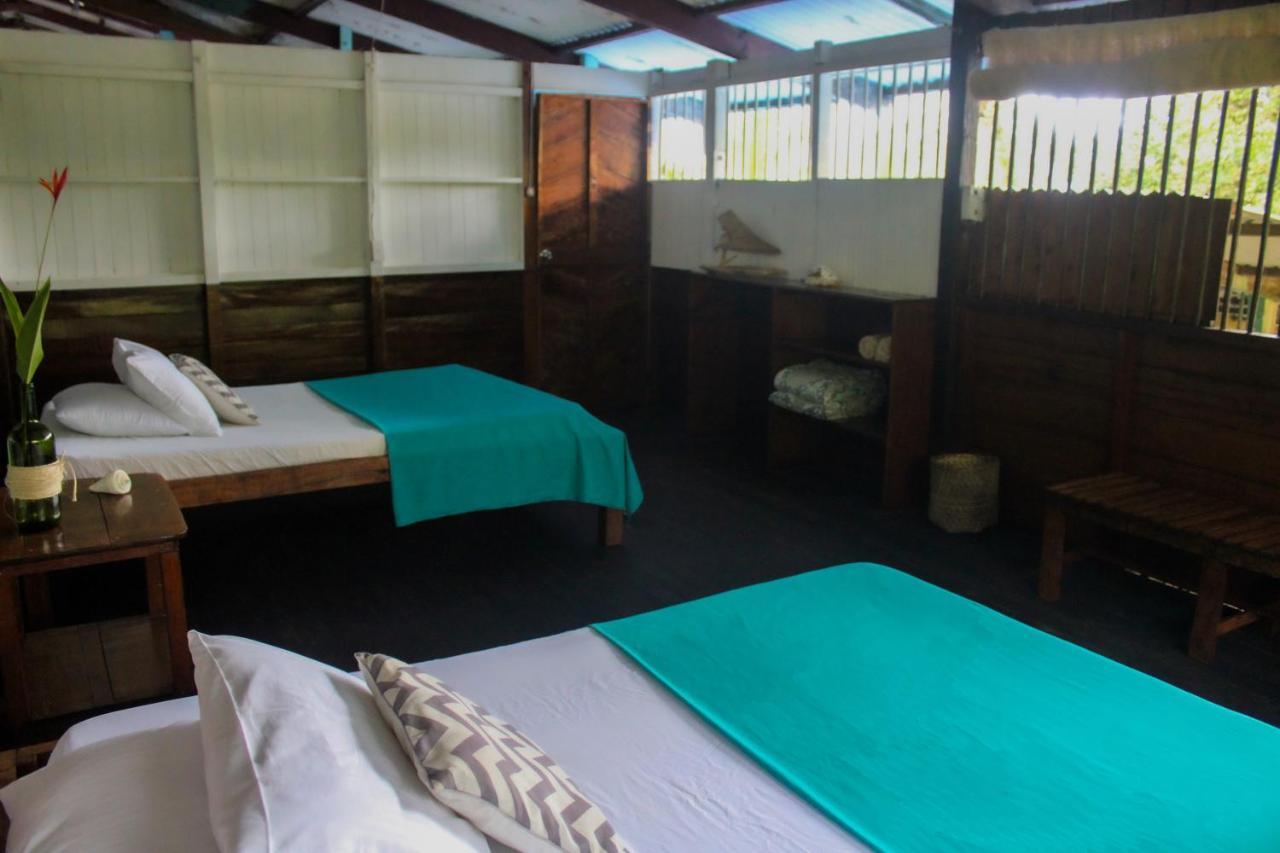 Refugio Mr Jerry Eco Hostal Bahia Solano Exterior foto